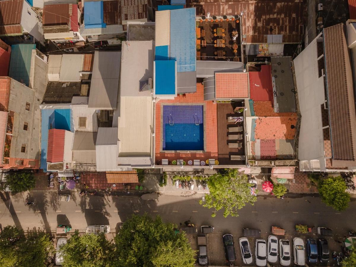 Pooltop Phnom Pen Exterior foto